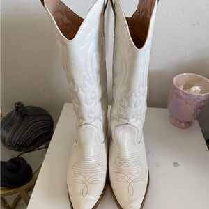 White Western Women's Boots
